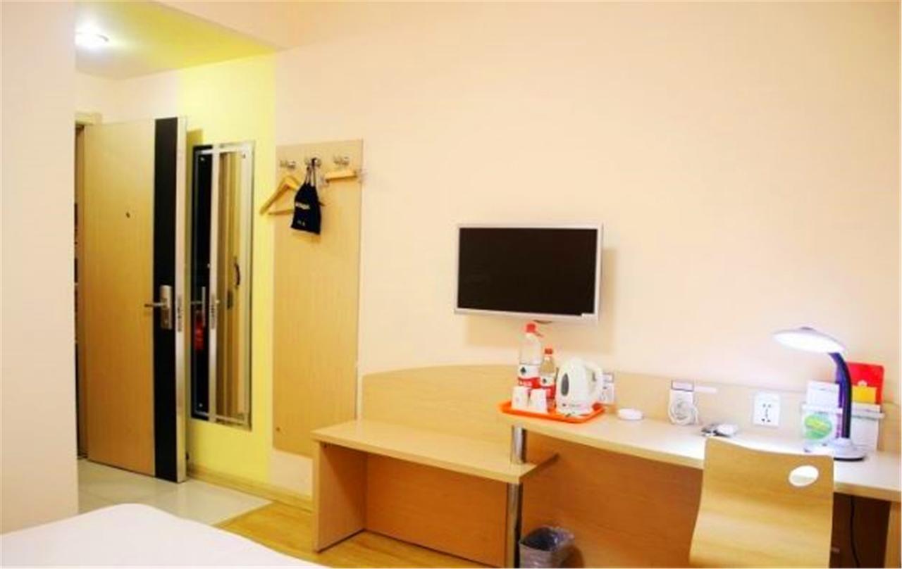 Greentree Inn Shandong Qingdao Railway Station Zhanqiao Yacht Wharf Express Экстерьер фото